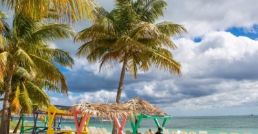 Cheap flights to Nassau Bahamas from Miami